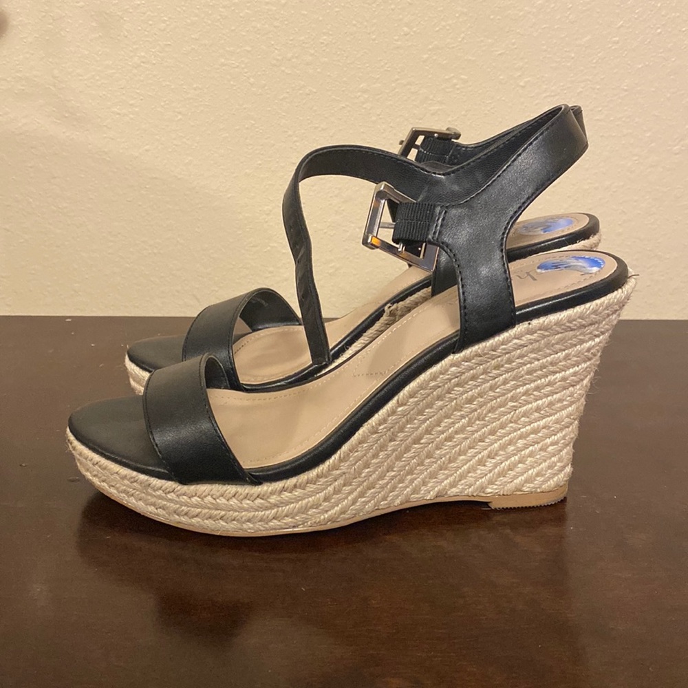 Charles David summer sandal